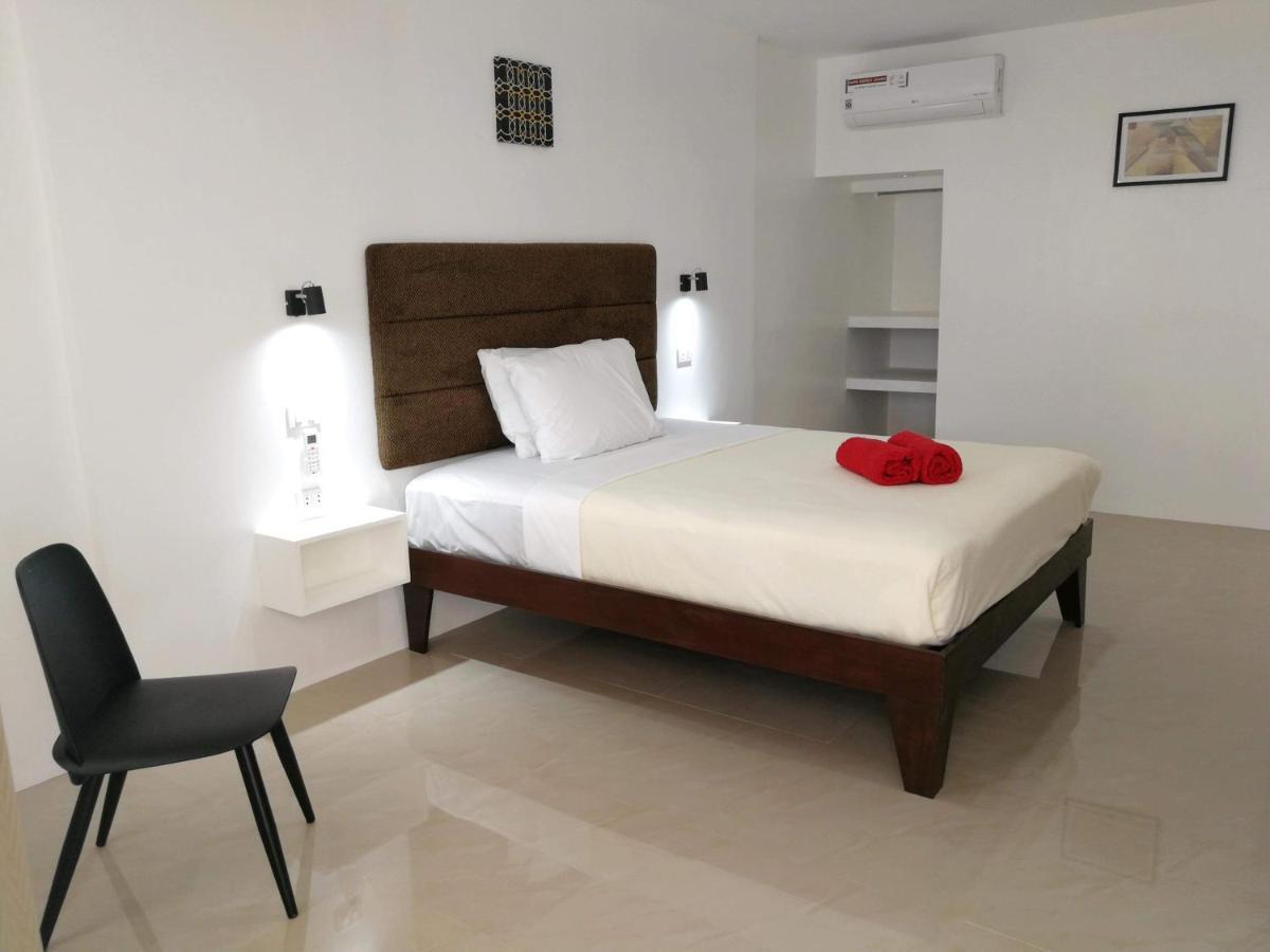 Heartland Hotel Serviced Rooms & Apartments. Панглао Экстерьер фото
